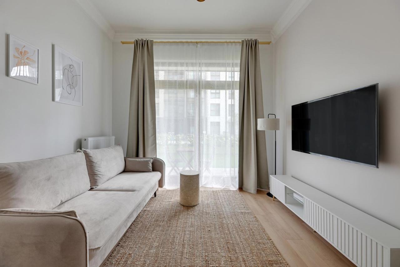 Zajezdnia Wrzeszcz Seaside & Parking By Downtown Apartments Gdansk Exterior foto